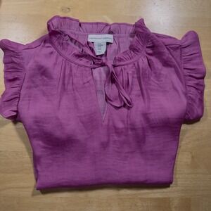 Cupcakes and Cashmere Ruffle Blouse Tie Neck Sleeveless Boho Chic Top Pink‎ Med